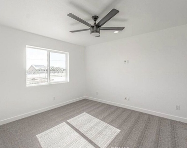 11548 11th Avenue - Photo Thumbnail 29
