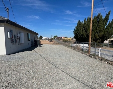 11548 11th Avenue - Photo Thumbnail 34
