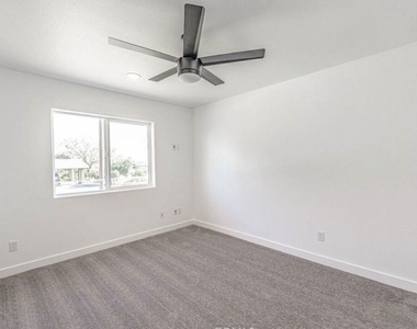 11548 11th Avenue - Photo Thumbnail 25