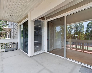 4346 Redwood Avenue - Photo Thumbnail 4
