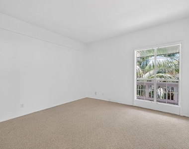 4346 Redwood Avenue - Photo Thumbnail 22