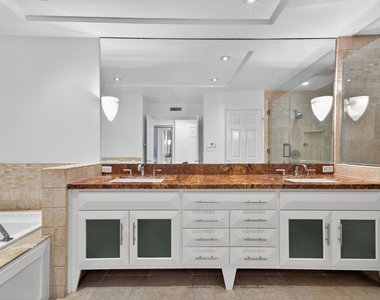 4346 Redwood Avenue - Photo Thumbnail 18