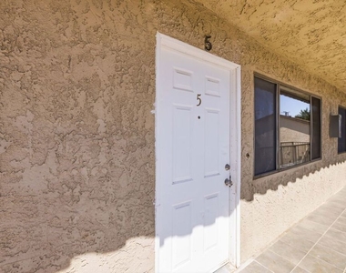 518 E Avenue Q4 - Photo Thumbnail 8