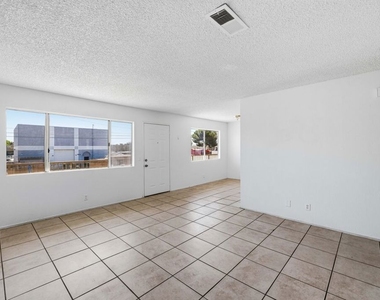 518 E Avenue Q4 - Photo Thumbnail 7