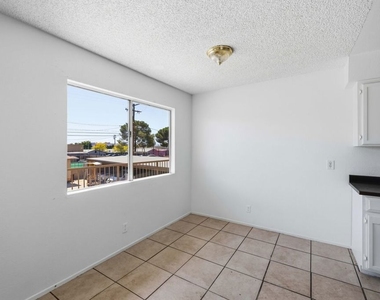 518 E Avenue Q4 - Photo Thumbnail 5
