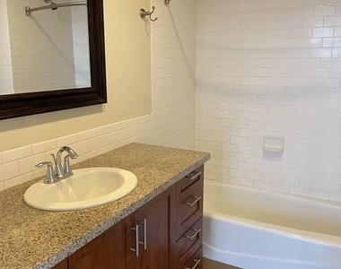 315 W 5th Street - Photo Thumbnail 5