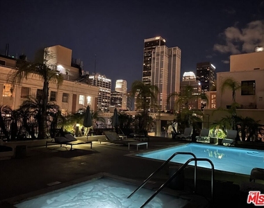 315 W 5th Street - Photo Thumbnail 12