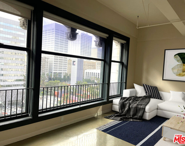 315 W 5th Street - Photo Thumbnail 2
