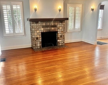 153 N Irving Boulevard - Photo Thumbnail 2