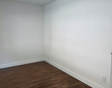224 S Kenilworth Street - Photo Thumbnail 5