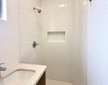 224 S Kenilworth Street - Photo Thumbnail 1