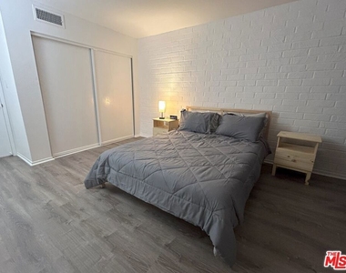 11750 W Sunset Boulevard - Photo Thumbnail 8