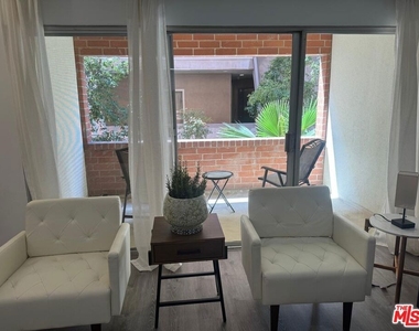 11750 W Sunset Boulevard - Photo Thumbnail 2