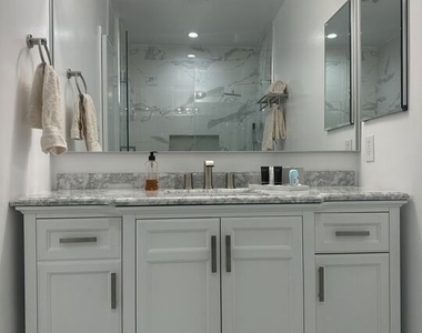 11750 W Sunset Boulevard - Photo Thumbnail 9