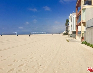 25 Privateer Street - Photo Thumbnail 20