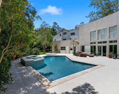 6314 Sycamore Meadows Drive - Photo Thumbnail 12
