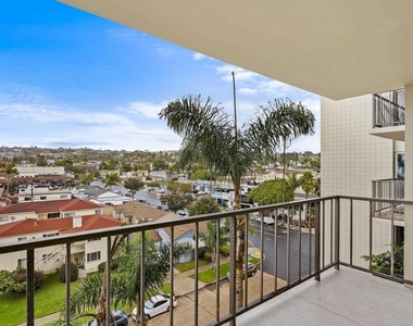 4944 Cass - Photo Thumbnail 19