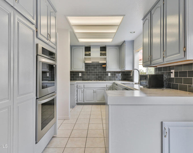 4590 Fern Valley Court - Photo Thumbnail 14