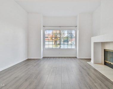 4590 Fern Valley Court - Photo Thumbnail 8