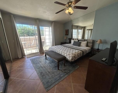 505 S Farrell Drive - Photo Thumbnail 6