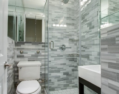 West 103rd Street - Photo Thumbnail 5