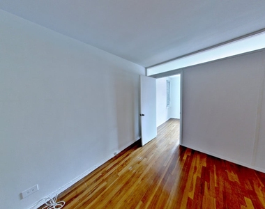 East 58th Street - Photo Thumbnail 1