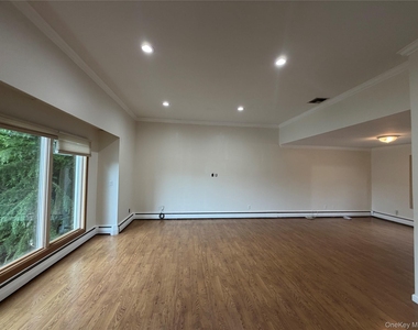 14 Glenn Drive - Photo Thumbnail 4