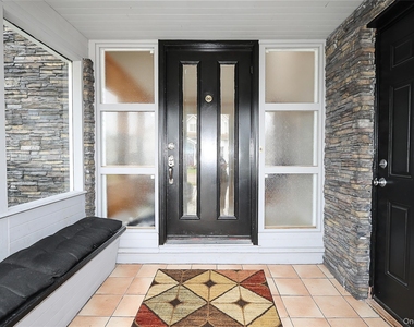 14 Glenn Drive - Photo Thumbnail 2