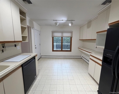 14 Glenn Drive - Photo Thumbnail 8