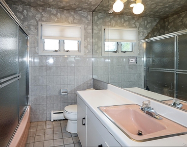 14 Glenn Drive - Photo Thumbnail 11