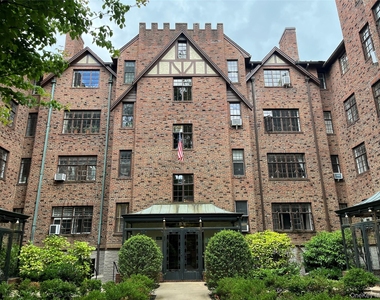 38-30 Douglaston Parkway - Photo Thumbnail 8