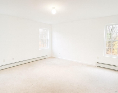 18 Penny Lane - Photo Thumbnail 11
