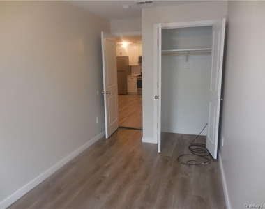 67 Main Street - Photo Thumbnail 5