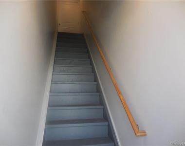 67 Main Street - Photo Thumbnail 17