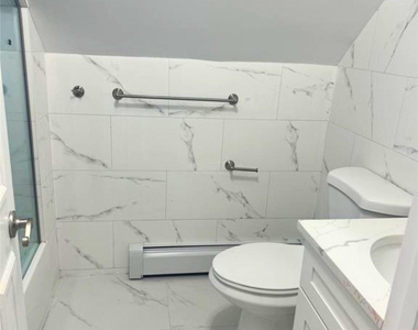 79-38 209th Street - Photo Thumbnail 6