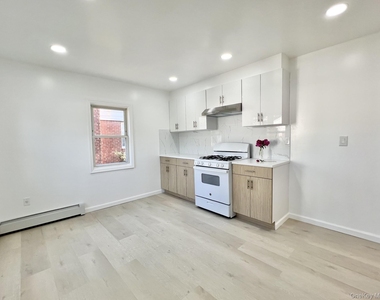 33 Cherry Lane - Photo Thumbnail 10