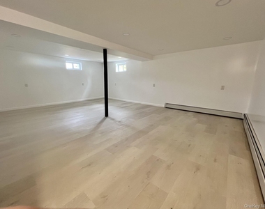 33 Cherry Lane - Photo Thumbnail 9