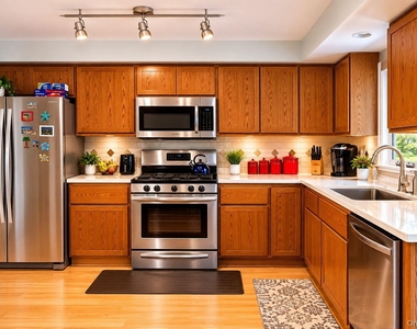 70 Foltim Way - Photo Thumbnail 8