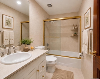 171 Great Neck Rd - Photo Thumbnail 9