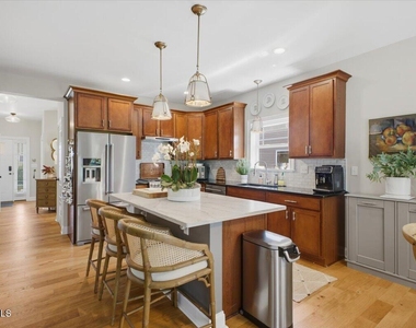11 Outlook Avenue - Photo Thumbnail 9
