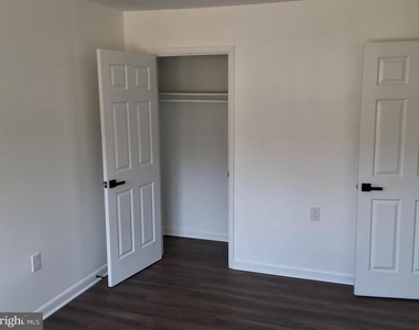 14874 Emberdale Drive - Photo Thumbnail 9