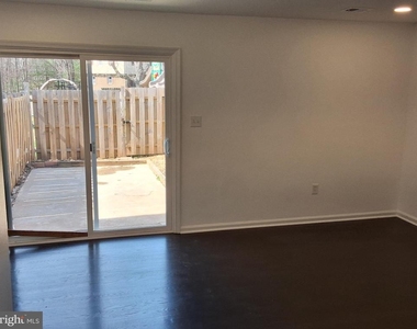 14874 Emberdale Drive - Photo Thumbnail 7