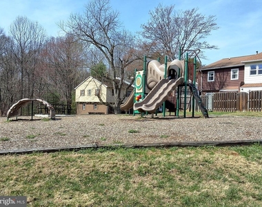 14874 Emberdale Drive - Photo Thumbnail 15