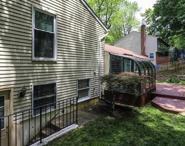 15337 Edgehill Drive - Photo Thumbnail 20