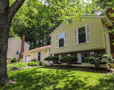 15337 Edgehill Drive - Photo Thumbnail 21