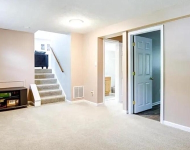 15337 Edgehill Drive - Photo Thumbnail 6