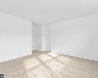 2546 Neabsco Common Place - Photo Thumbnail 17
