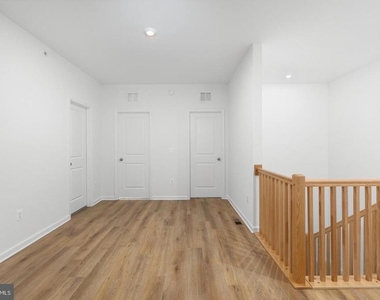 2546 Neabsco Common Place - Photo Thumbnail 11