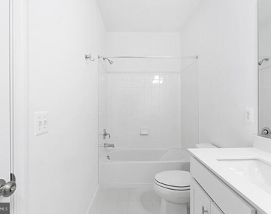 2546 Neabsco Common Place - Photo Thumbnail 16