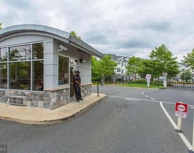 2308 Merceyside Drive - Photo Thumbnail 21